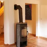 Firmen- Und Ferienunterkunft Am Berzdorfer See, 3 Schlafzimmer, Haus Fuer Bis 6 Personen Villa