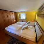 Villa Firmen- Und Ferienunterkunft Am Berzdorfer See, 3 Schlafzimmer, Haus Fuer Bis 6 Personen *