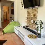 Firmen- Und Ferienunterkunft Am Berzdorfer See, 3 Schlafzimmer, Haus Fuer Bis 6 Personen Gorlitz