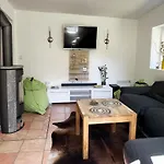Firmen- Und Ferienunterkunft Am Berzdorfer See, 3 Schlafzimmer, Haus Fuer Bis 6 Personen * Gorlitz