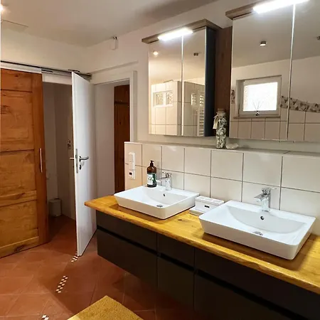 Βίλα Haus Am Berzdorfer - 3 Schlafzimmer - Ganzes Haus Zur Alleinnutzung - Terrasse - Hochwertige Ausstattung