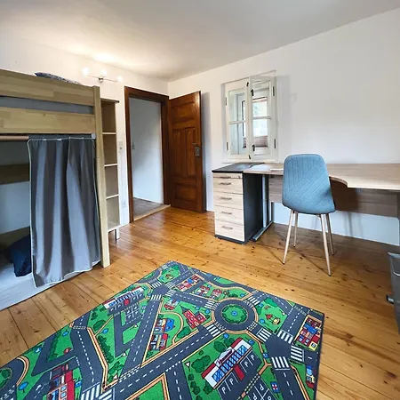 빌라 Firmen- Und Ferienunterkunft Am Berzdorfer See, 3 Schlafzimmer, Haus Fuer Bis 6 Personen *