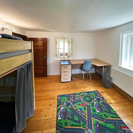 빌라 Firmen- Und Ferienunterkunft Am Berzdorfer See, 3 Schlafzimmer, Haus Fuer Bis 6 Personen 괴를리츠