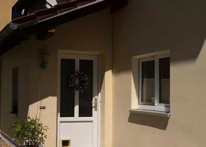 Villa Haus Am Berzdorfer - 3 Schlafzimmer - Ganzes Haus Zur Alleinnutzung - Terrasse - Hochwertige Ausstattung Görlitz